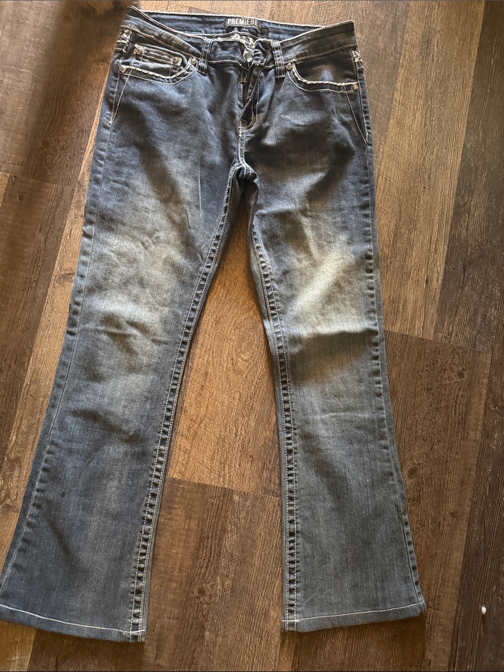 Premier Women's Flare Jeans in Faded Blue Denim